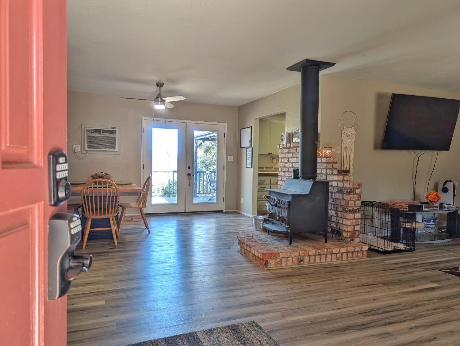 Detail Gallery Image 7 of 72 For 11310 Clinton Bar Rd, Pine Grove,  CA 95665 - 2 Beds | 2/1 Baths