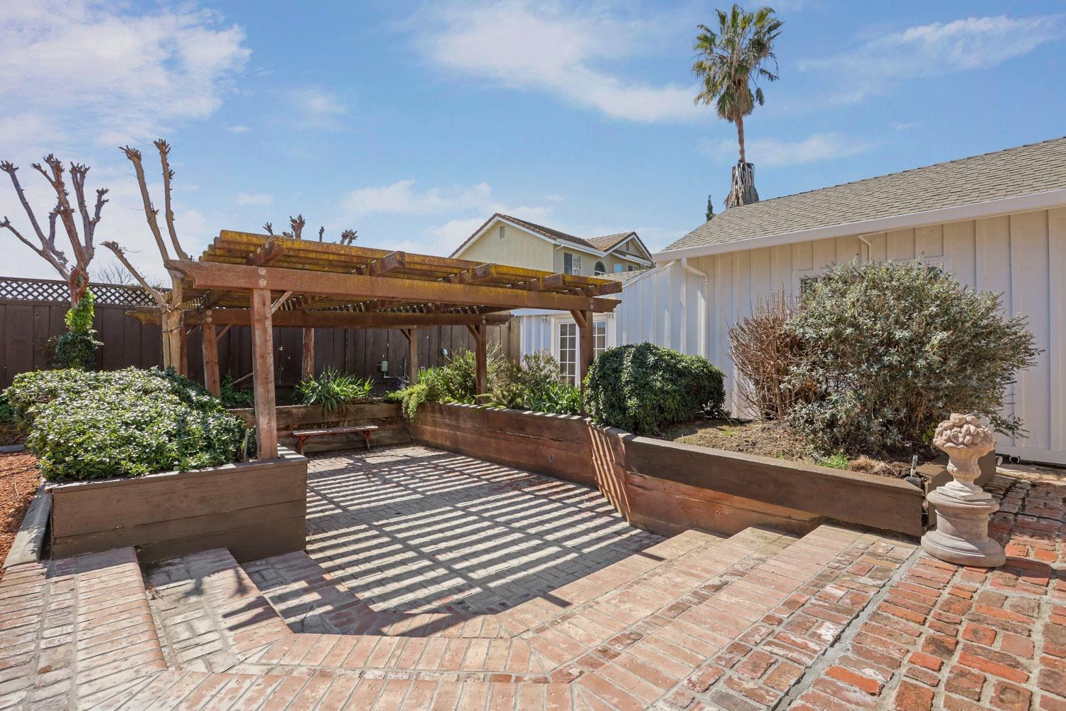 Detail Gallery Image 73 of 91 For 1900 W Lowell Ave, Tracy,  CA 95376 - 5 Beds | 3/1 Baths