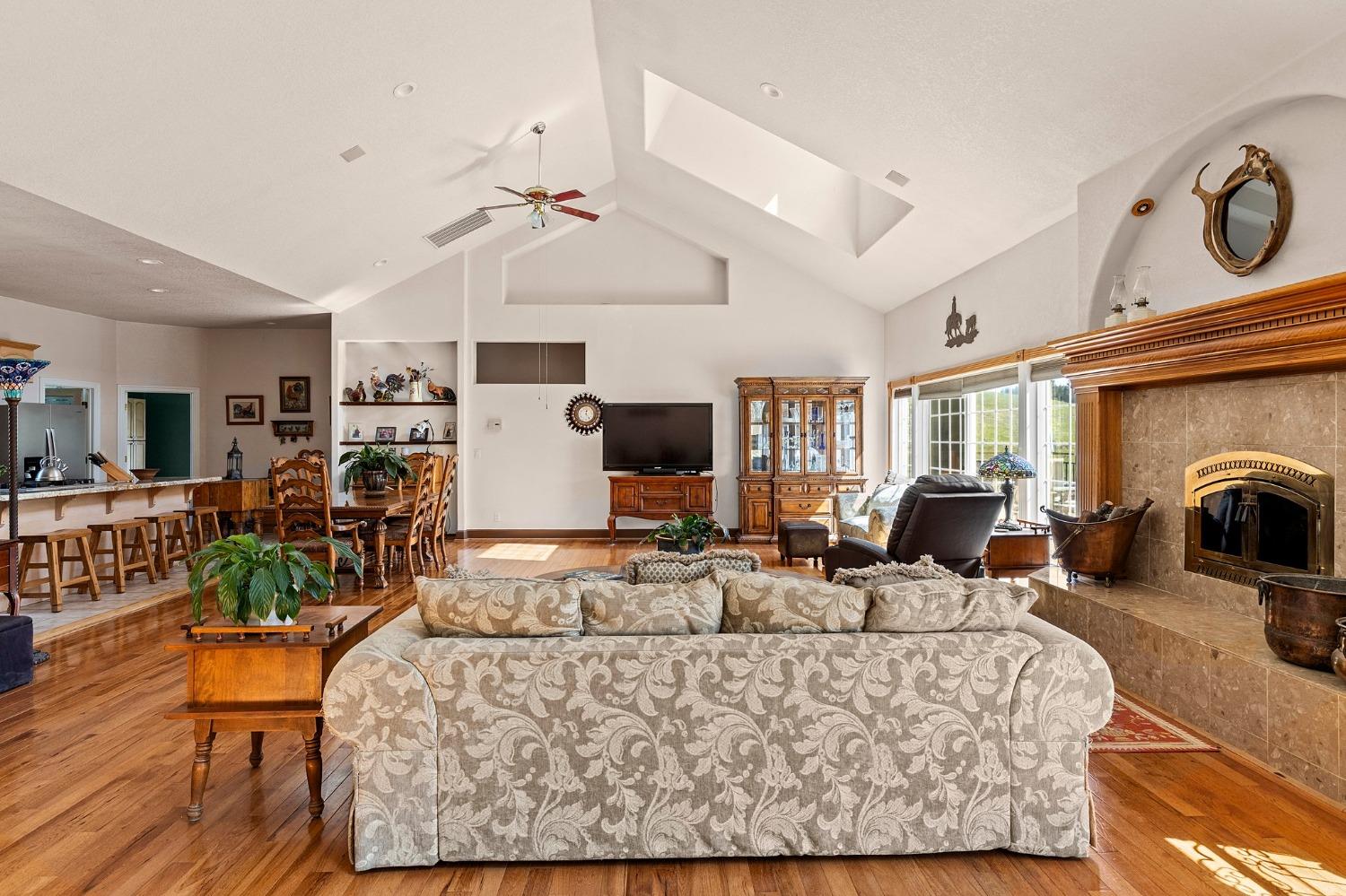 Detail Gallery Image 7 of 75 For 20219 Ponderosa Trl, Volcano,  CA 95689 - 3 Beds | 2/1 Baths