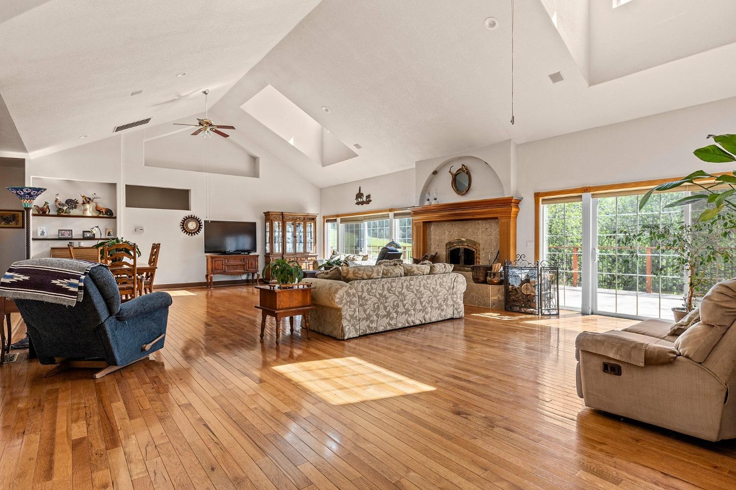 Detail Gallery Image 6 of 75 For 20219 Ponderosa Trl, Volcano,  CA 95689 - 3 Beds | 2/1 Baths
