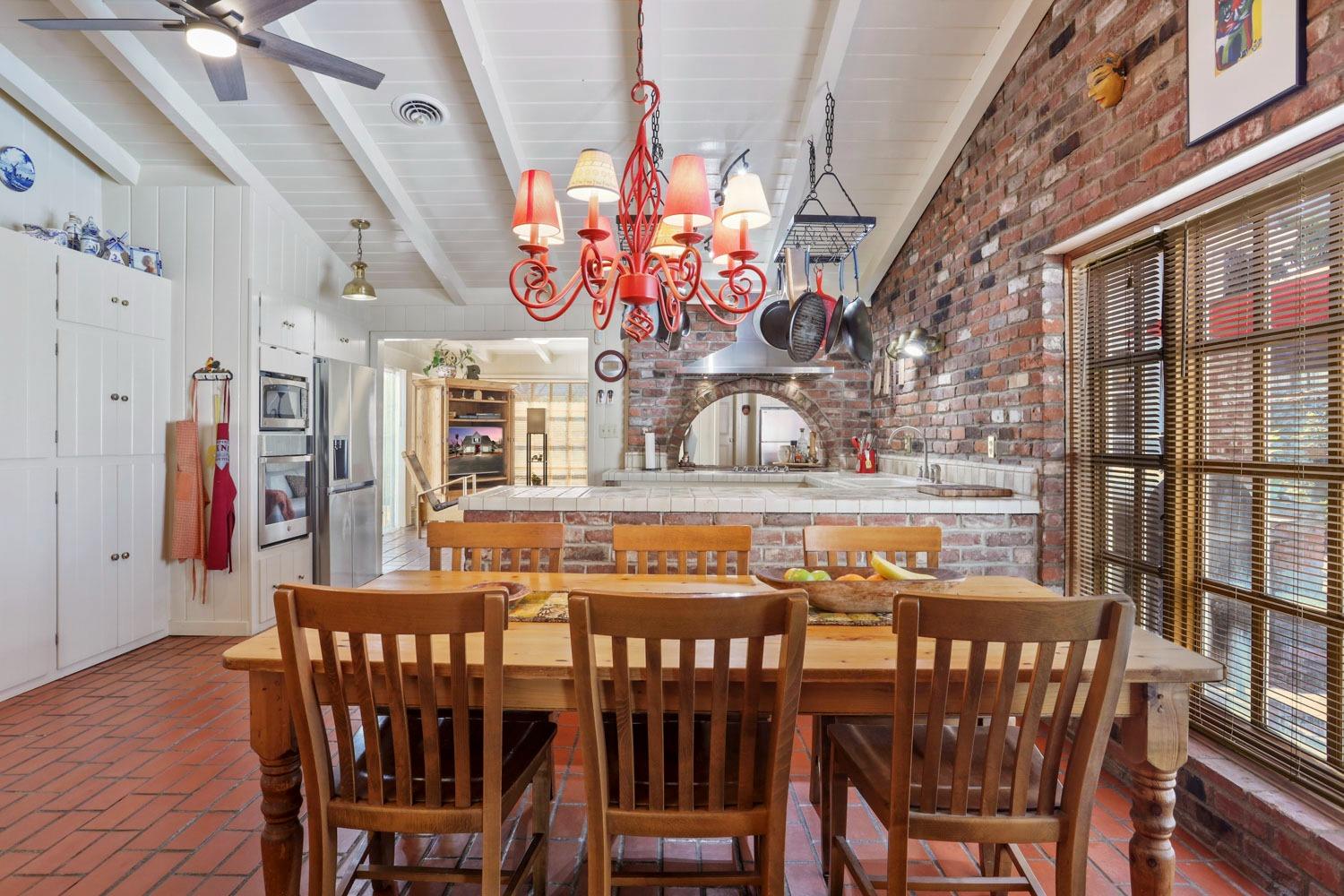 Detail Gallery Image 20 of 91 For 1900 W Lowell Ave, Tracy,  CA 95376 - 5 Beds | 3/1 Baths