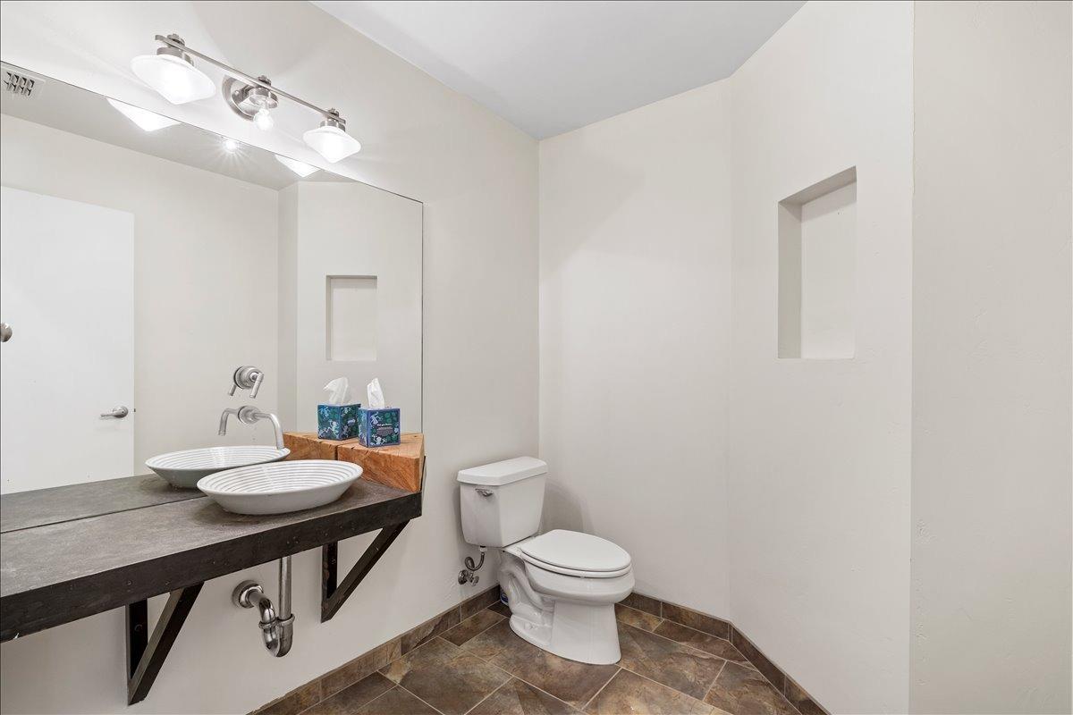 Detail Gallery Image 35 of 80 For 4301 N Canyon Rd, Camino,  CA 95709 - 3 Beds | 3/1 Baths