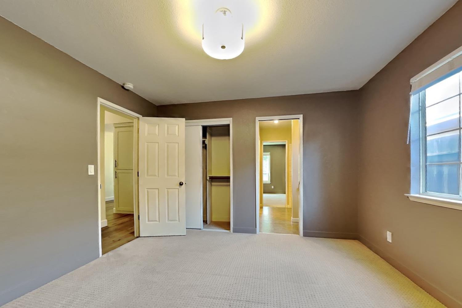 Detail Gallery Image 63 of 92 For 2100 Sherwood - a Ave, Modesto,  CA 95350 - 3 Beds | 2/1 Baths
