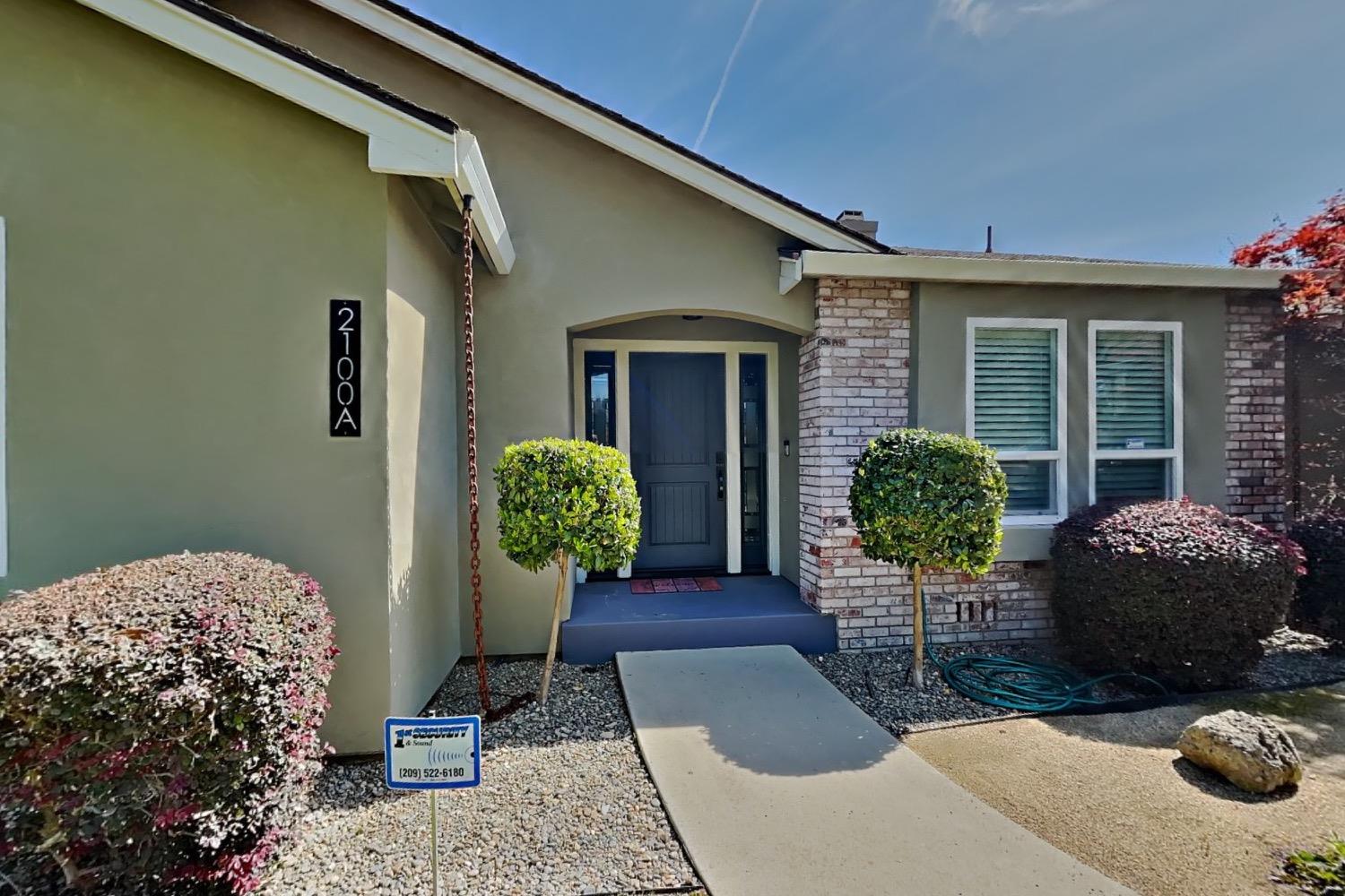 Detail Gallery Image 11 of 92 For 2100 Sherwood - a Ave, Modesto,  CA 95350 - 3 Beds | 2/1 Baths