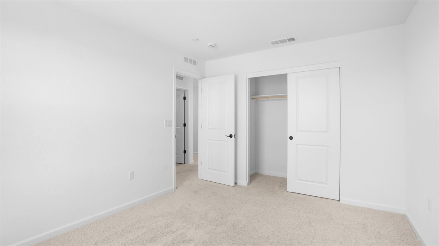 Detail Gallery Image 24 of 37 For 715 Estancia St, Lathrop,  CA 95330 - 4 Beds | 3 Baths