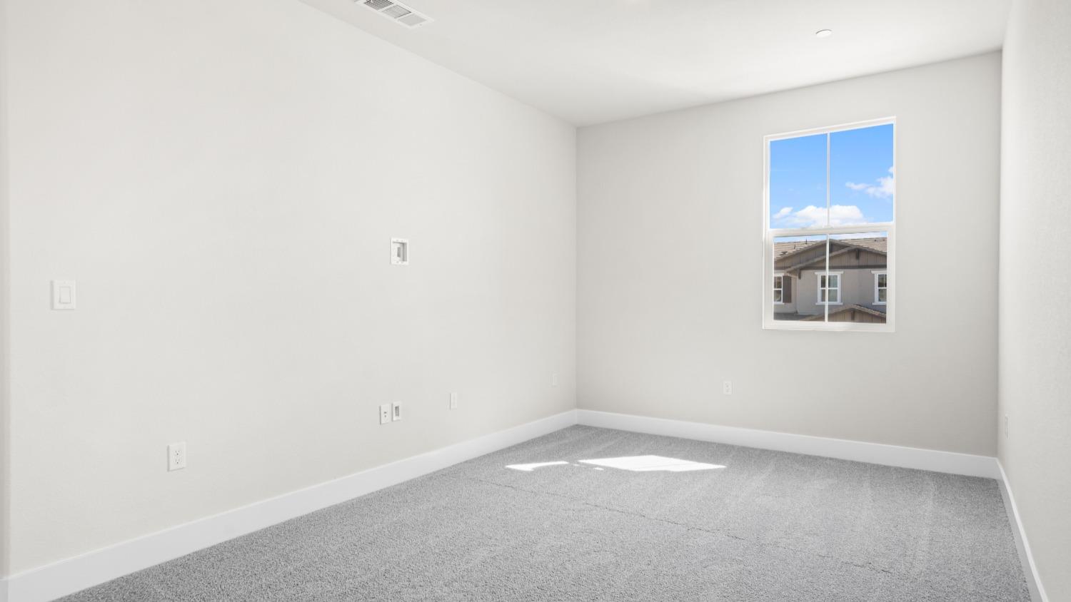 Detail Gallery Image 33 of 46 For 2519 Wisteria Dr, Lodi,  CA 95242 - 4 Beds | 3/1 Baths
