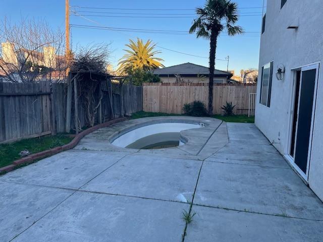 Robbins Road, Sacramento, California image 8