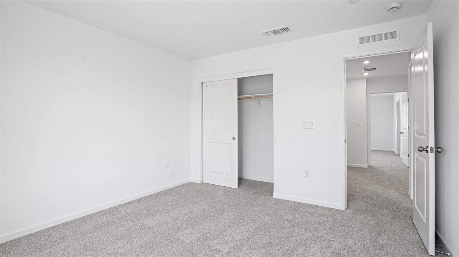 Detail Gallery Image 32 of 43 For 1095 Jarupa Dr, Lathrop,  CA 95330 - 4 Beds | 2 Baths