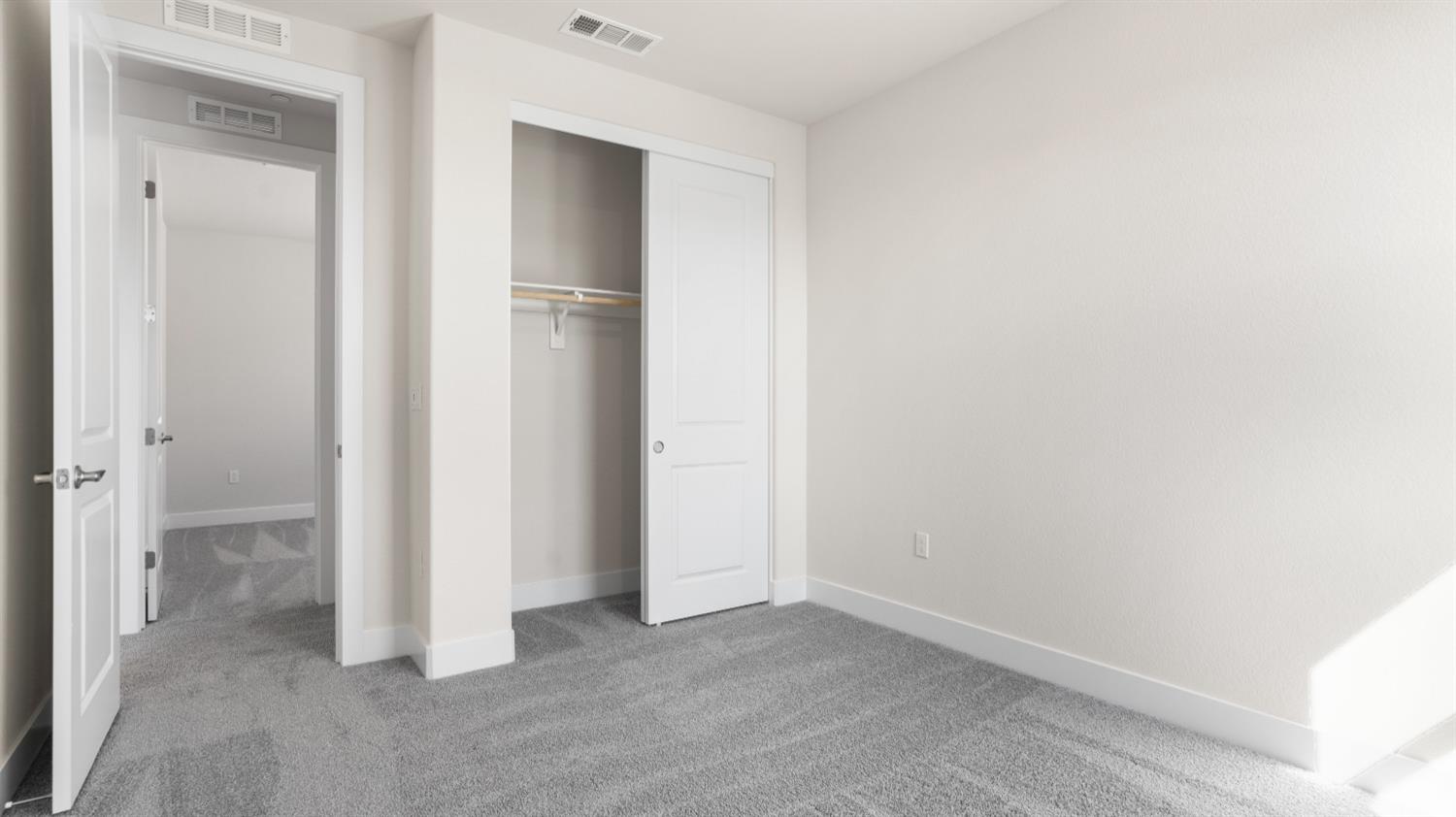 Detail Gallery Image 37 of 46 For 2519 Wisteria Dr, Lodi,  CA 95242 - 4 Beds | 3/1 Baths