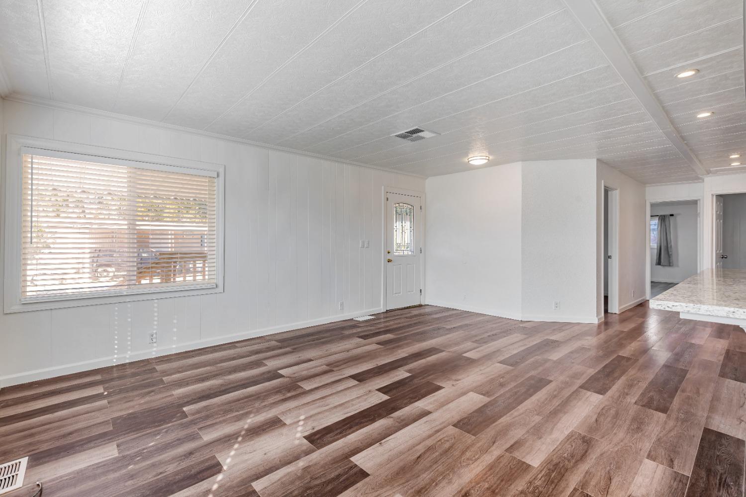 Detail Gallery Image 9 of 30 For 4900 N Highway 99 151, Stockton,  CA 95212 - 3 Beds | 2 Baths