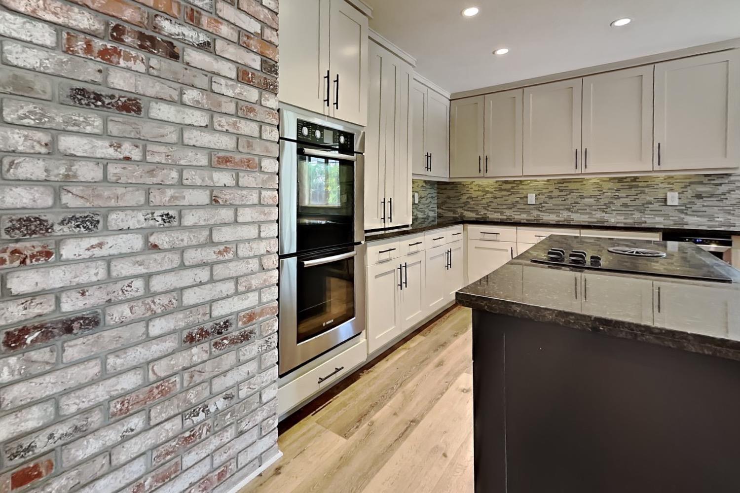 Detail Gallery Image 31 of 92 For 2100 Sherwood - a Ave, Modesto,  CA 95350 - 3 Beds | 2/1 Baths