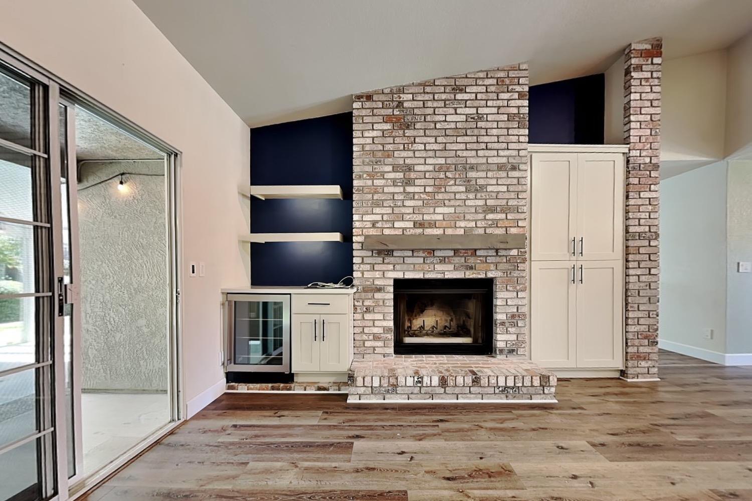 Detail Gallery Image 24 of 92 For 2100 Sherwood - a Ave, Modesto,  CA 95350 - 3 Beds | 2/1 Baths