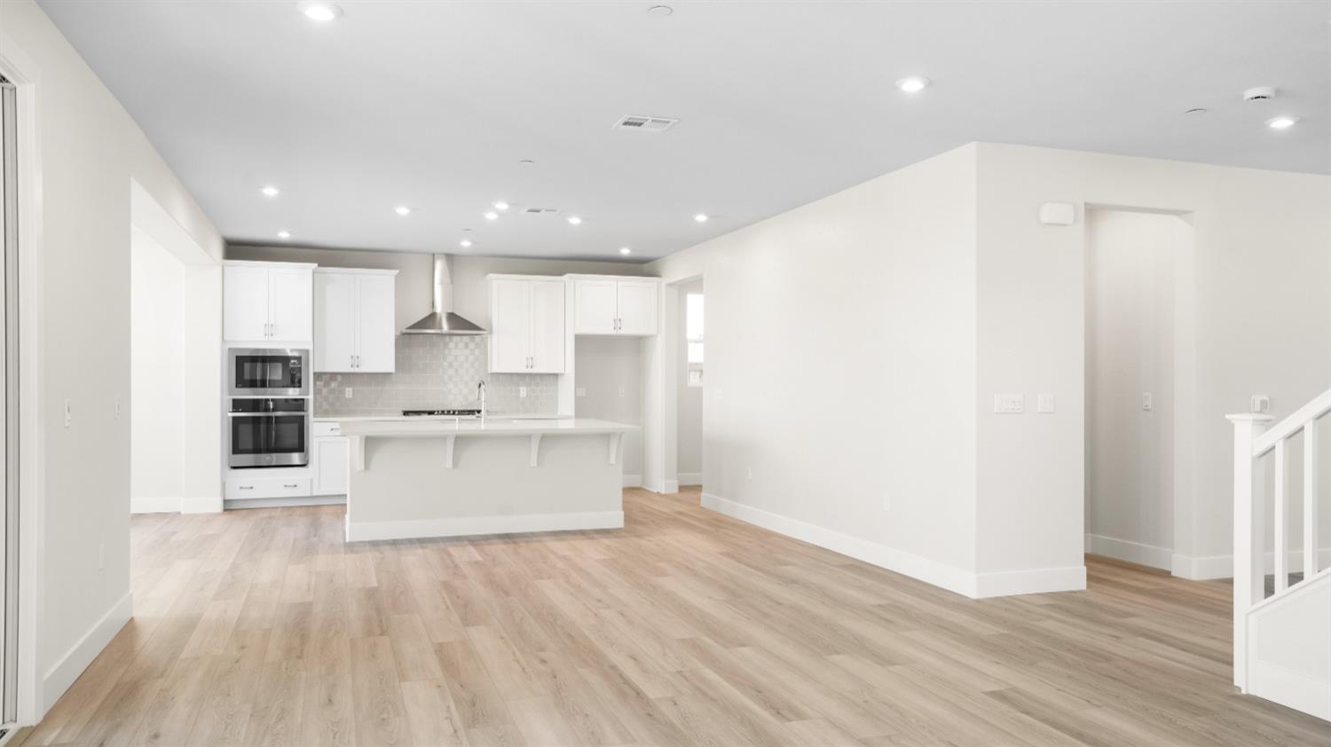 Detail Gallery Image 10 of 46 For 2519 Wisteria Dr, Lodi,  CA 95242 - 4 Beds | 3/1 Baths