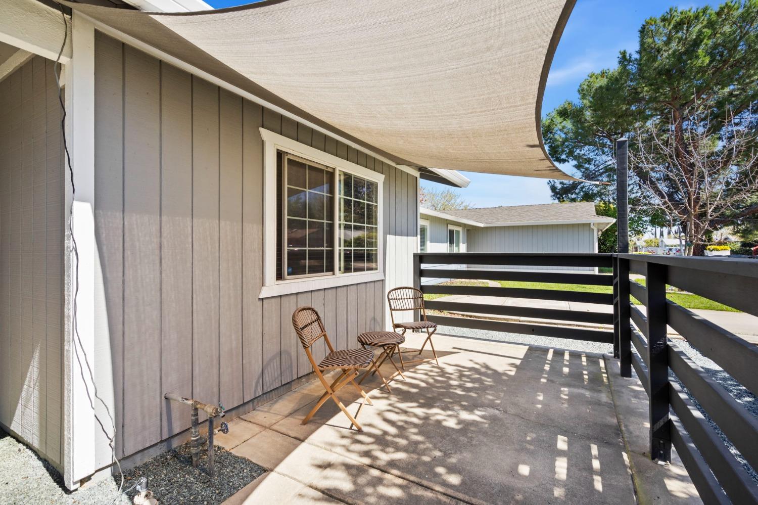 Detail Gallery Image 4 of 30 For 3540 Granby Dr, Sacramento,  CA 95827 - 3 Beds | 2 Baths