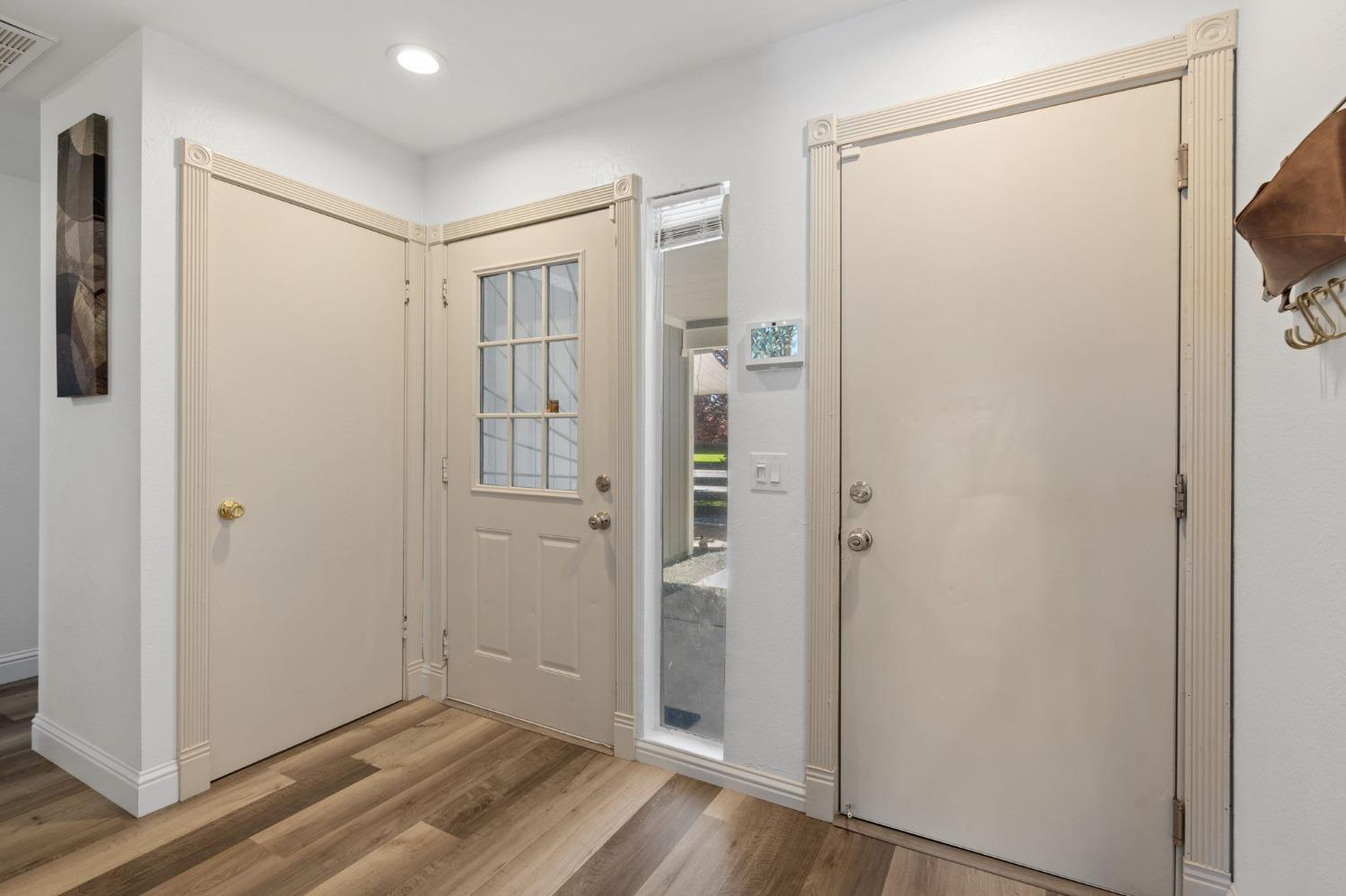 Detail Gallery Image 6 of 30 For 3540 Granby Dr, Sacramento,  CA 95827 - 3 Beds | 2 Baths