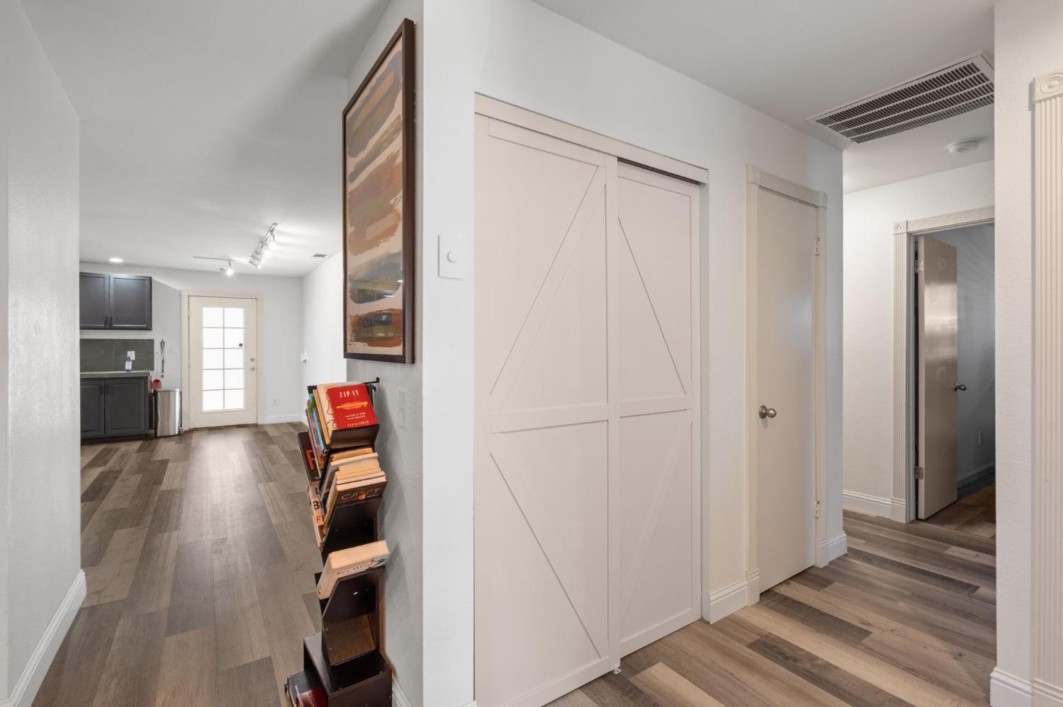 Detail Gallery Image 7 of 30 For 3540 Granby Dr, Sacramento,  CA 95827 - 3 Beds | 2 Baths