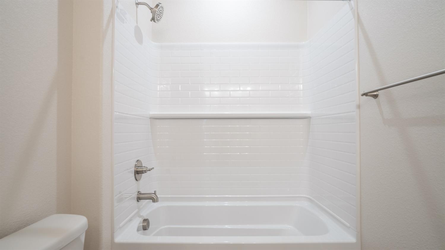 Detail Gallery Image 31 of 42 For 2507 Wisteria Dr, Lodi,  CA 95242 - 4 Beds | 3 Baths