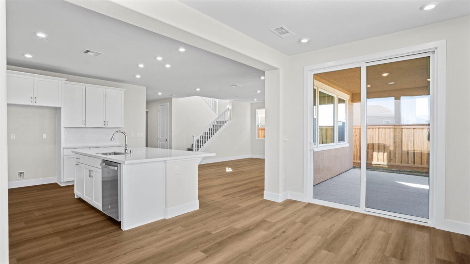 Detail Gallery Image 19 of 42 For 2507 Wisteria Dr, Lodi,  CA 95242 - 4 Beds | 3 Baths