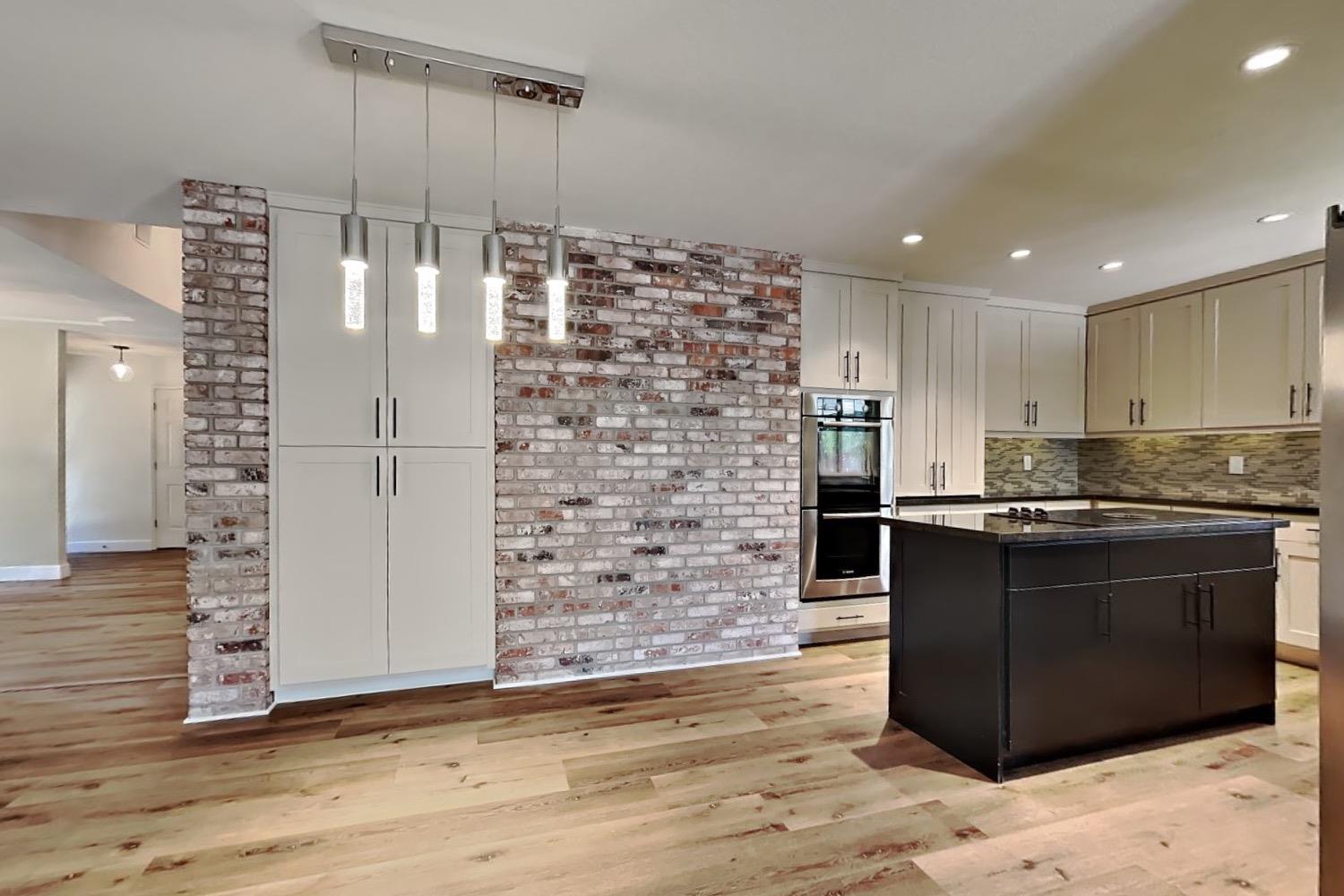 Detail Gallery Image 28 of 92 For 2100 Sherwood - a Ave, Modesto,  CA 95350 - 3 Beds | 2/1 Baths