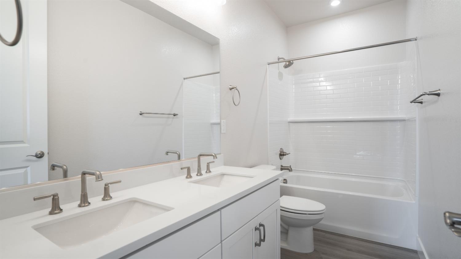 Detail Gallery Image 35 of 46 For 2519 Wisteria Dr, Lodi,  CA 95242 - 4 Beds | 3/1 Baths