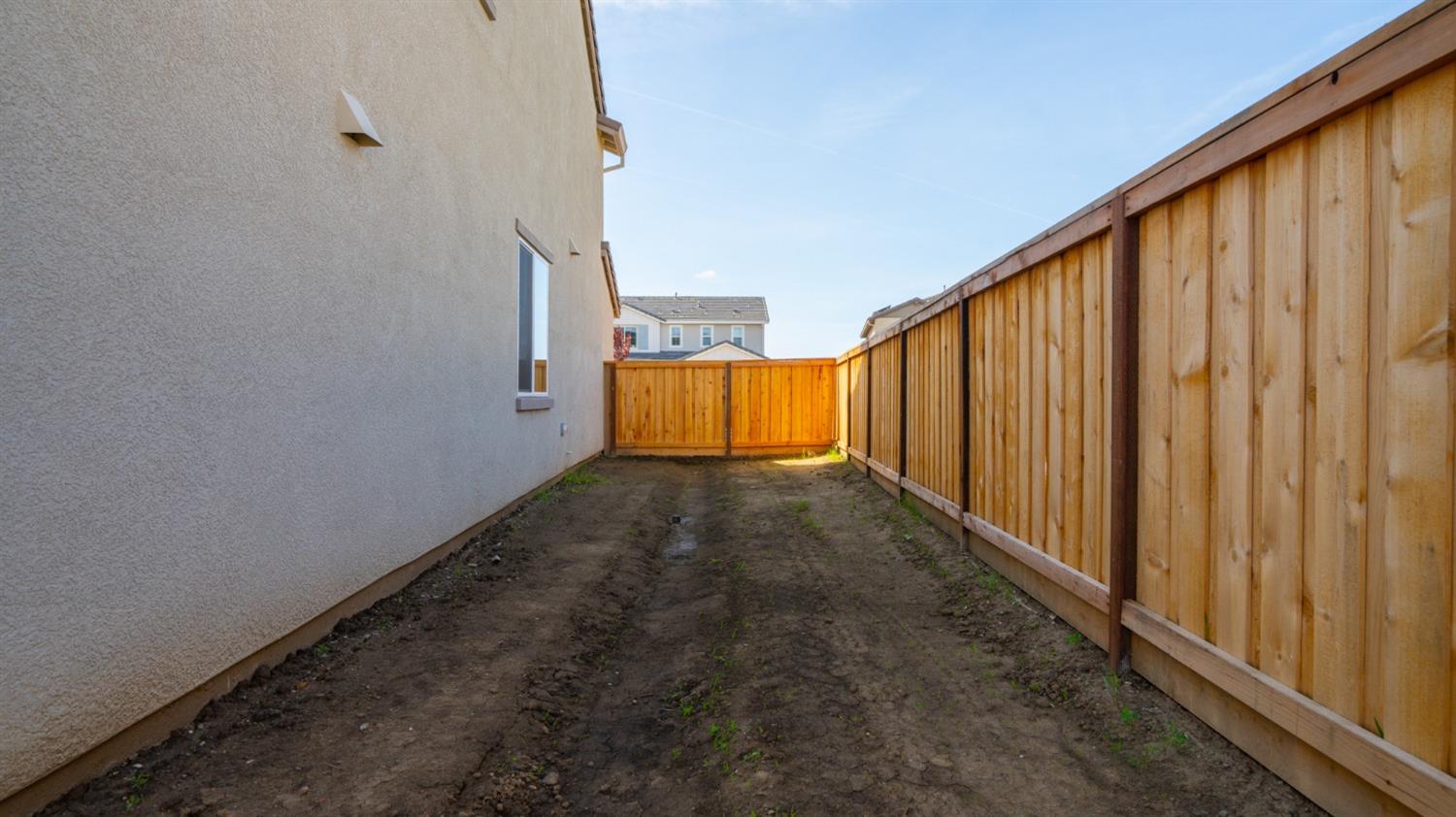 Detail Gallery Image 40 of 43 For 1095 Jarupa Dr, Lathrop,  CA 95330 - 4 Beds | 2 Baths