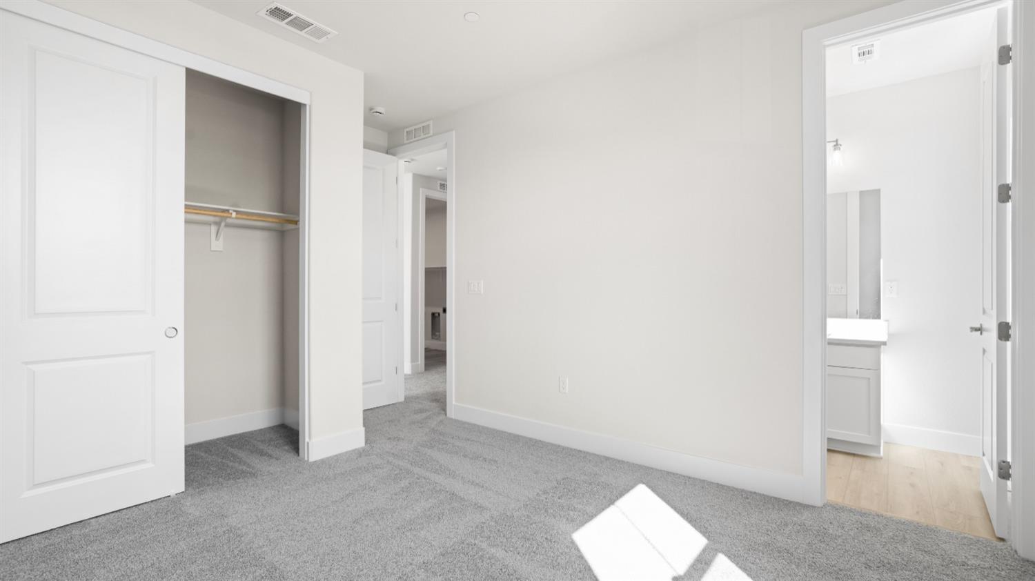 Detail Gallery Image 30 of 46 For 2519 Wisteria Dr, Lodi,  CA 95242 - 4 Beds | 3/1 Baths