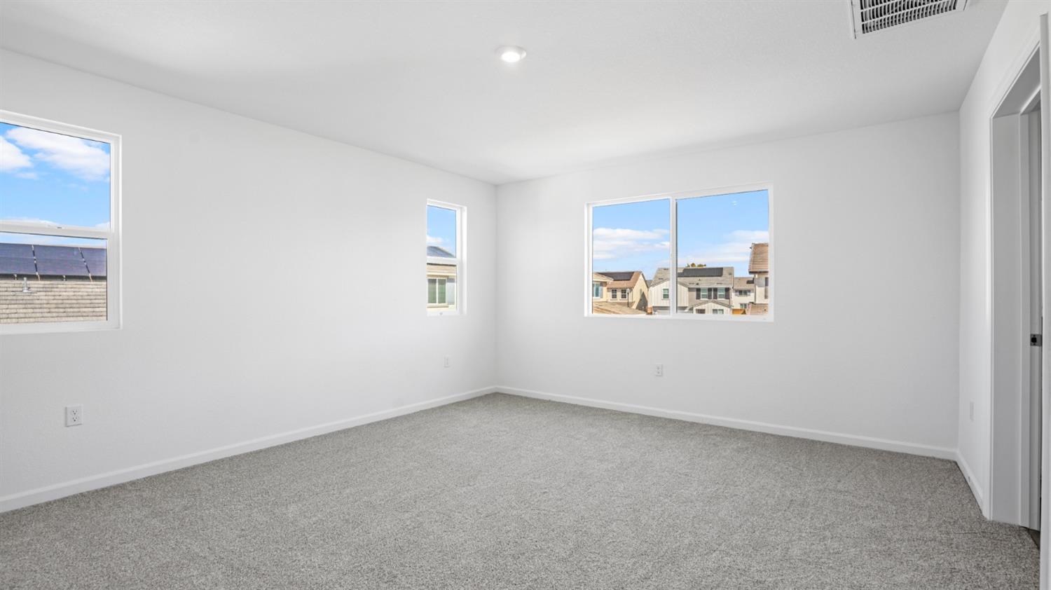 Detail Gallery Image 33 of 43 For 1095 Jarupa Dr, Lathrop,  CA 95330 - 4 Beds | 2 Baths