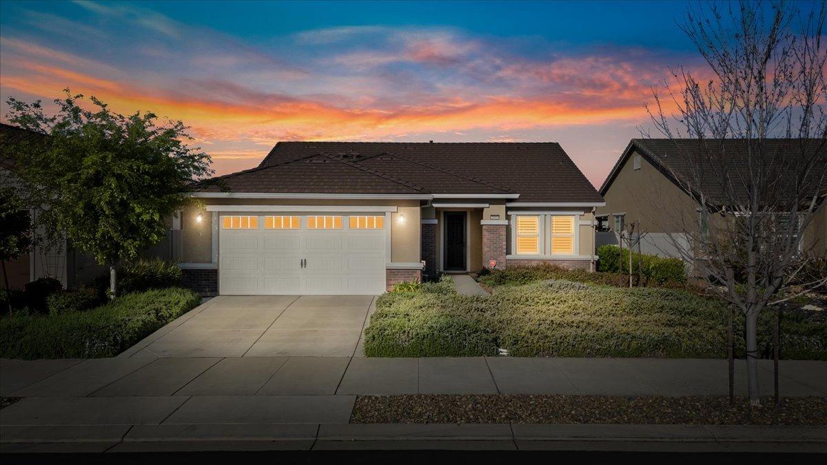 Detail Gallery Image 1 of 80 For 2693 Shadow Berry Dr, Manteca,  CA 95336 - 3 Beds | 2 Baths