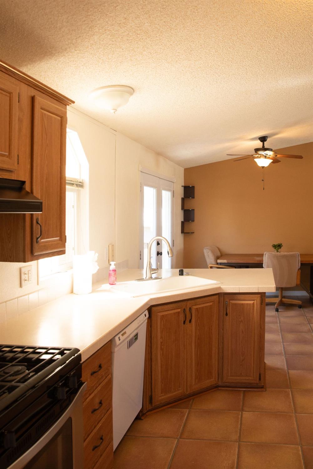 Detail Gallery Image 14 of 47 For 350 Pleasant Valley Rd 51, Diamond Springs,  CA 95619 - 3 Beds | 2 Baths