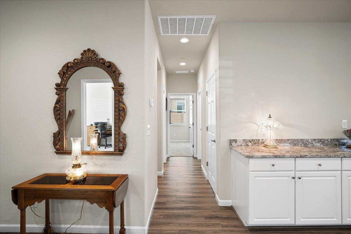 Detail Gallery Image 36 of 80 For 2693 Shadow Berry Dr, Manteca,  CA 95336 - 3 Beds | 2 Baths