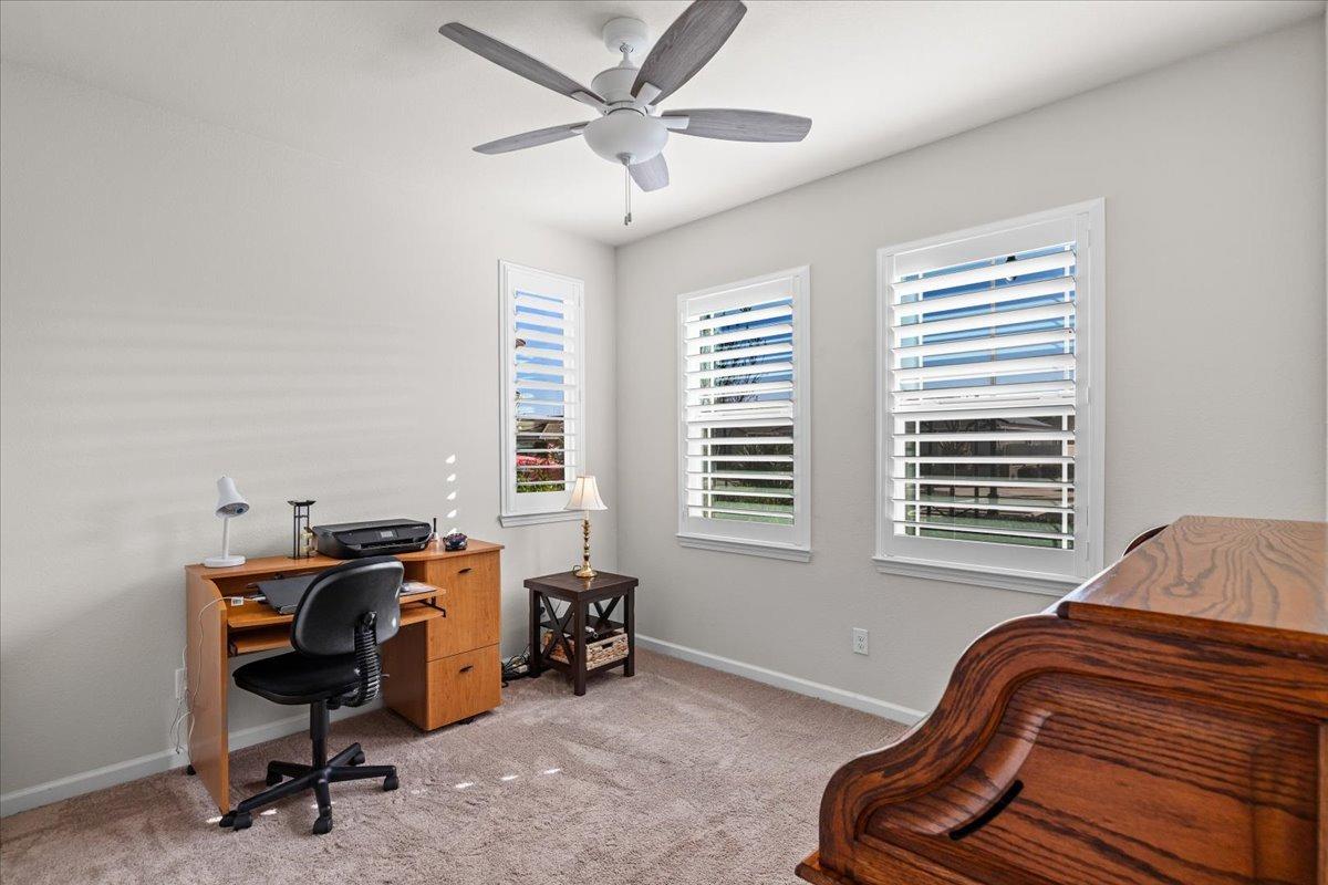 Detail Gallery Image 35 of 80 For 2693 Shadow Berry Dr, Manteca,  CA 95336 - 3 Beds | 2 Baths