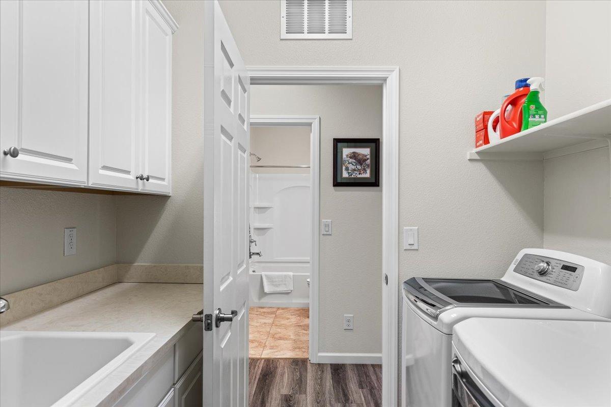 Detail Gallery Image 29 of 80 For 2693 Shadow Berry Dr, Manteca,  CA 95336 - 3 Beds | 2 Baths
