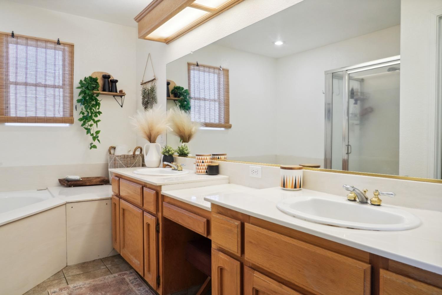 Detail Gallery Image 59 of 82 For 686 Tusky Ave, Los Banos,  CA 93635 - 4 Beds | 3 Baths