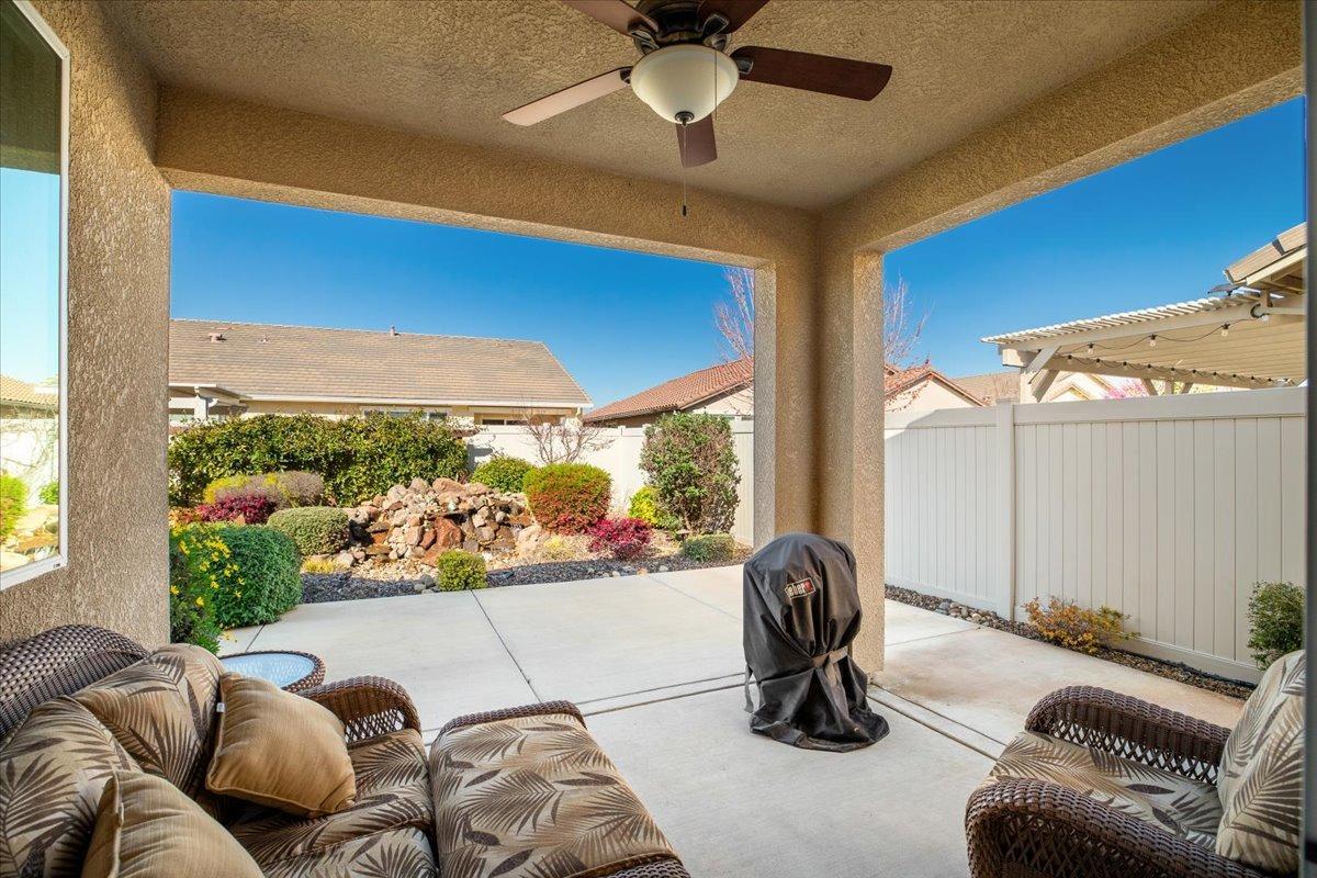 Detail Gallery Image 37 of 80 For 2693 Shadow Berry Dr, Manteca,  CA 95336 - 3 Beds | 2 Baths