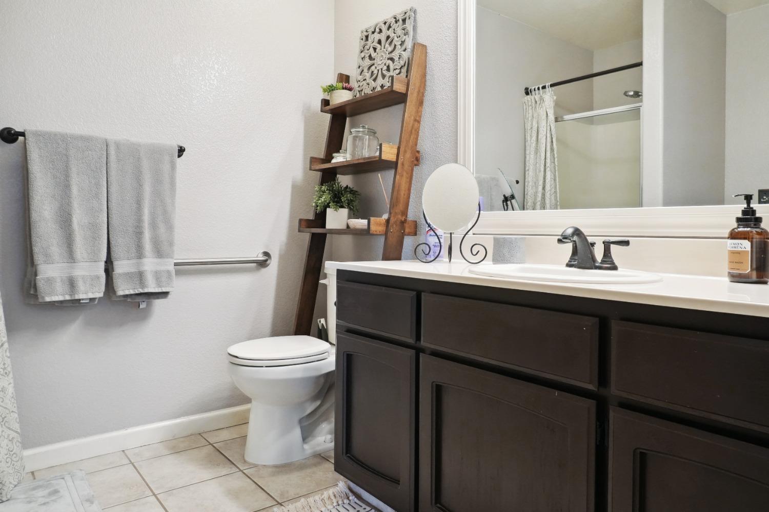 Detail Gallery Image 34 of 82 For 686 Tusky Ave, Los Banos,  CA 93635 - 4 Beds | 3 Baths