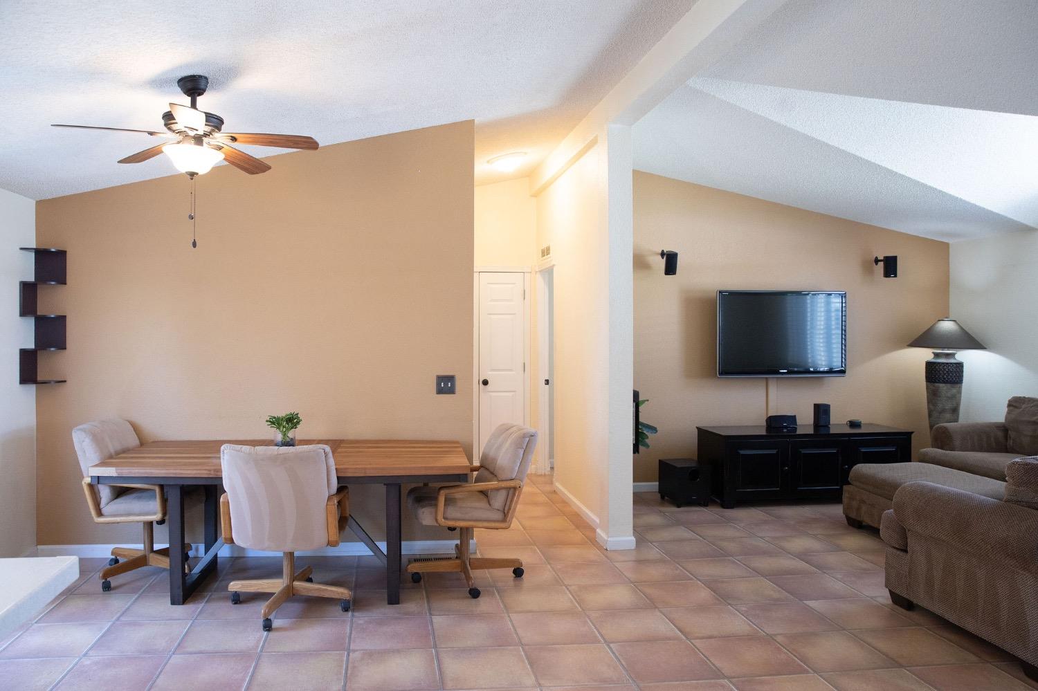 Detail Gallery Image 9 of 47 For 350 Pleasant Valley Rd 51, Diamond Springs,  CA 95619 - 3 Beds | 2 Baths