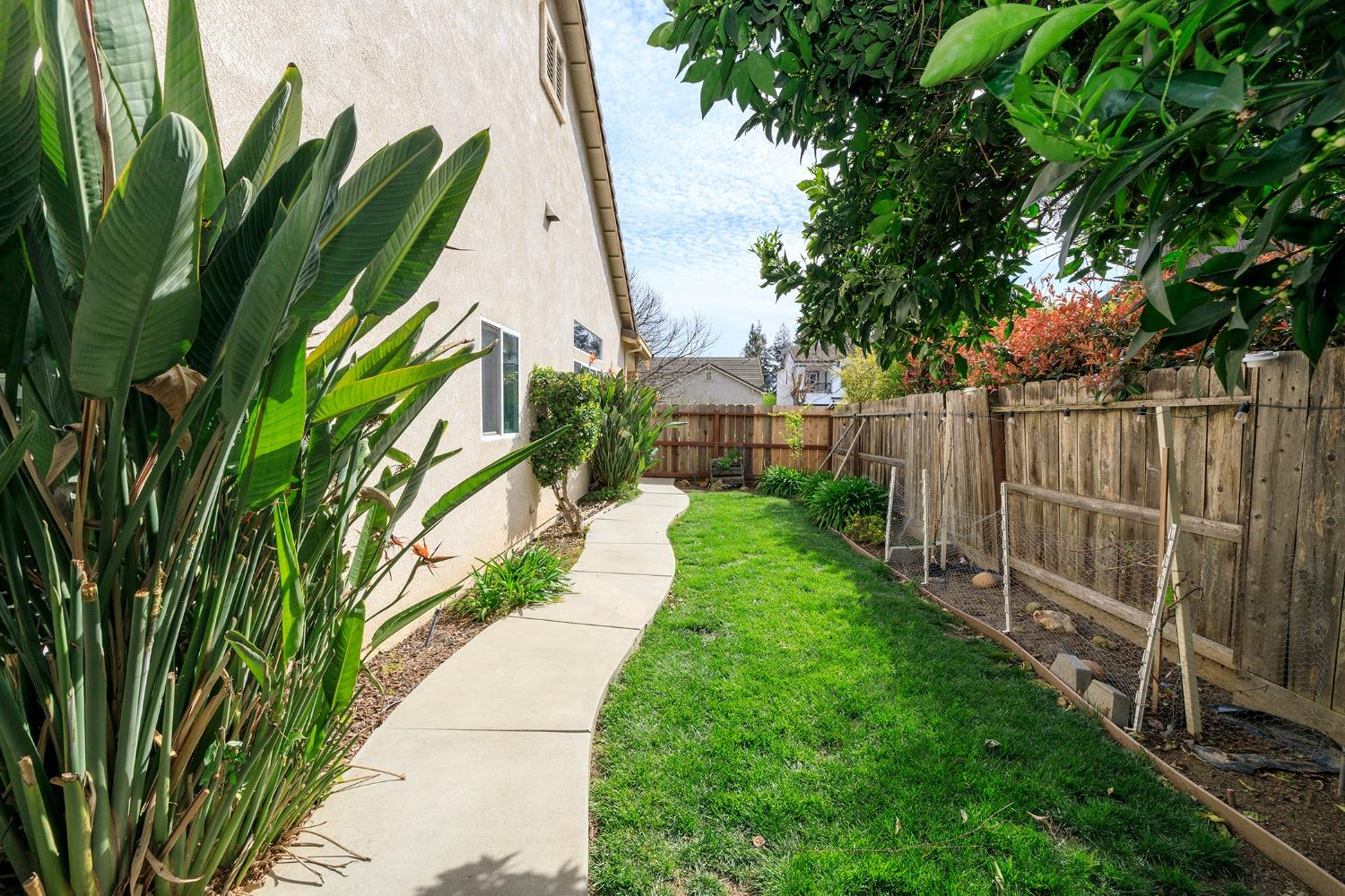 Detail Gallery Image 66 of 79 For 4303 Pimentel Dr, Denair,  CA 95316 - 4 Beds | 2 Baths