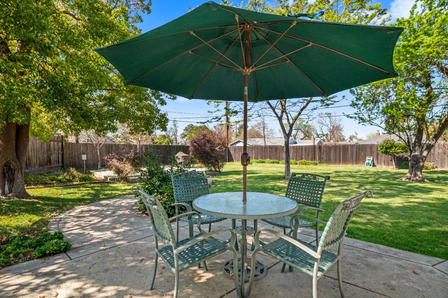 Detail Gallery Image 31 of 39 For 3529 Ridgewood Way, Sacramento,  CA 95821 - 4 Beds | 2/1 Baths
