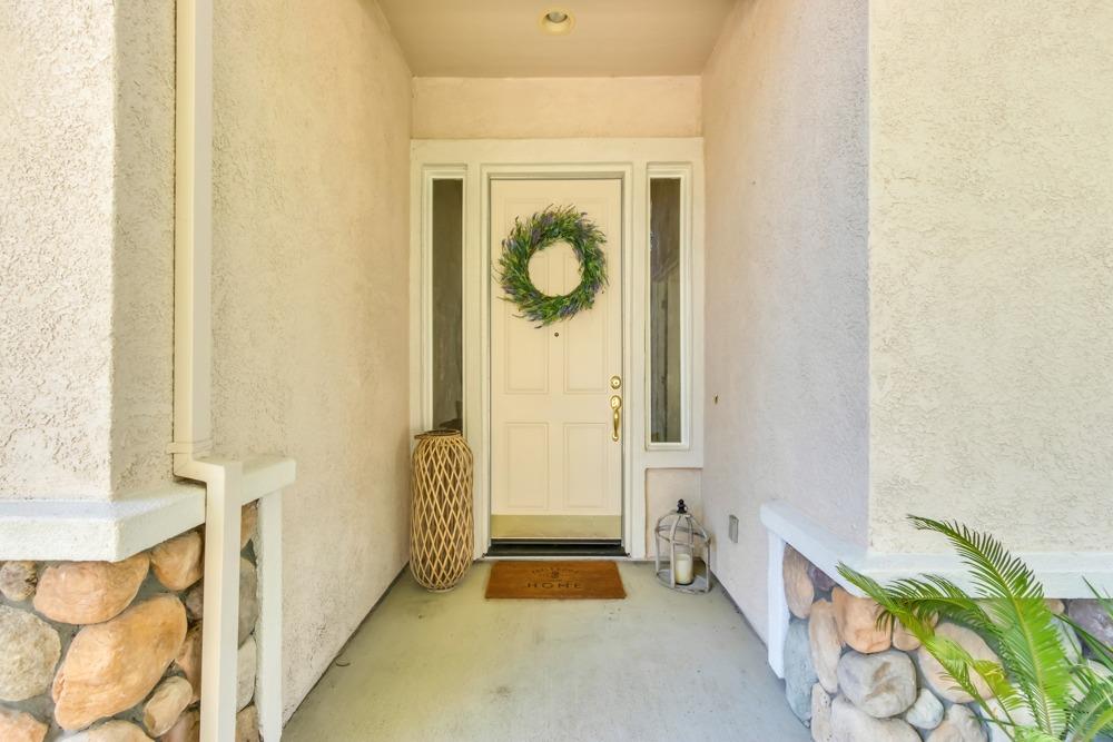 Crestwood Way, Rocklin, California image 2