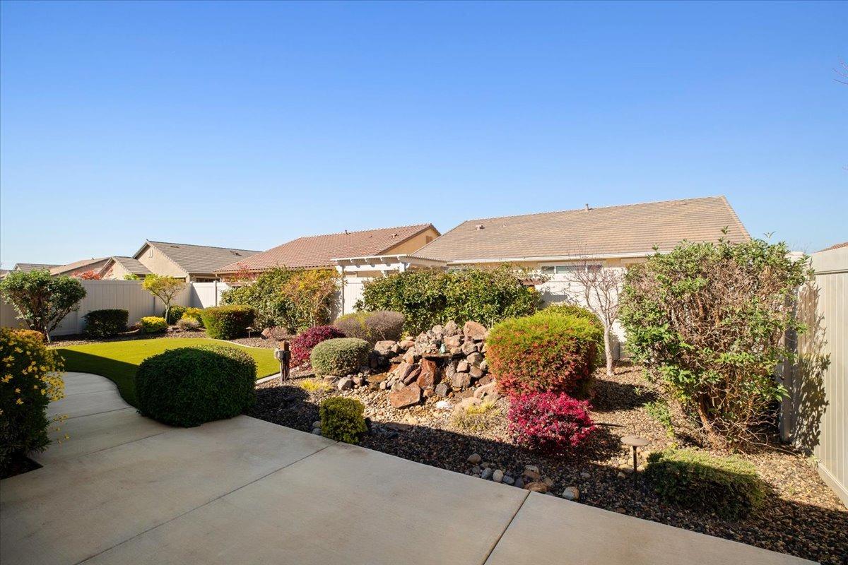 Detail Gallery Image 39 of 80 For 2693 Shadow Berry Dr, Manteca,  CA 95336 - 3 Beds | 2 Baths