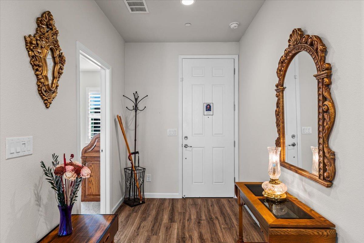Detail Gallery Image 8 of 80 For 2693 Shadow Berry Dr, Manteca,  CA 95336 - 3 Beds | 2 Baths