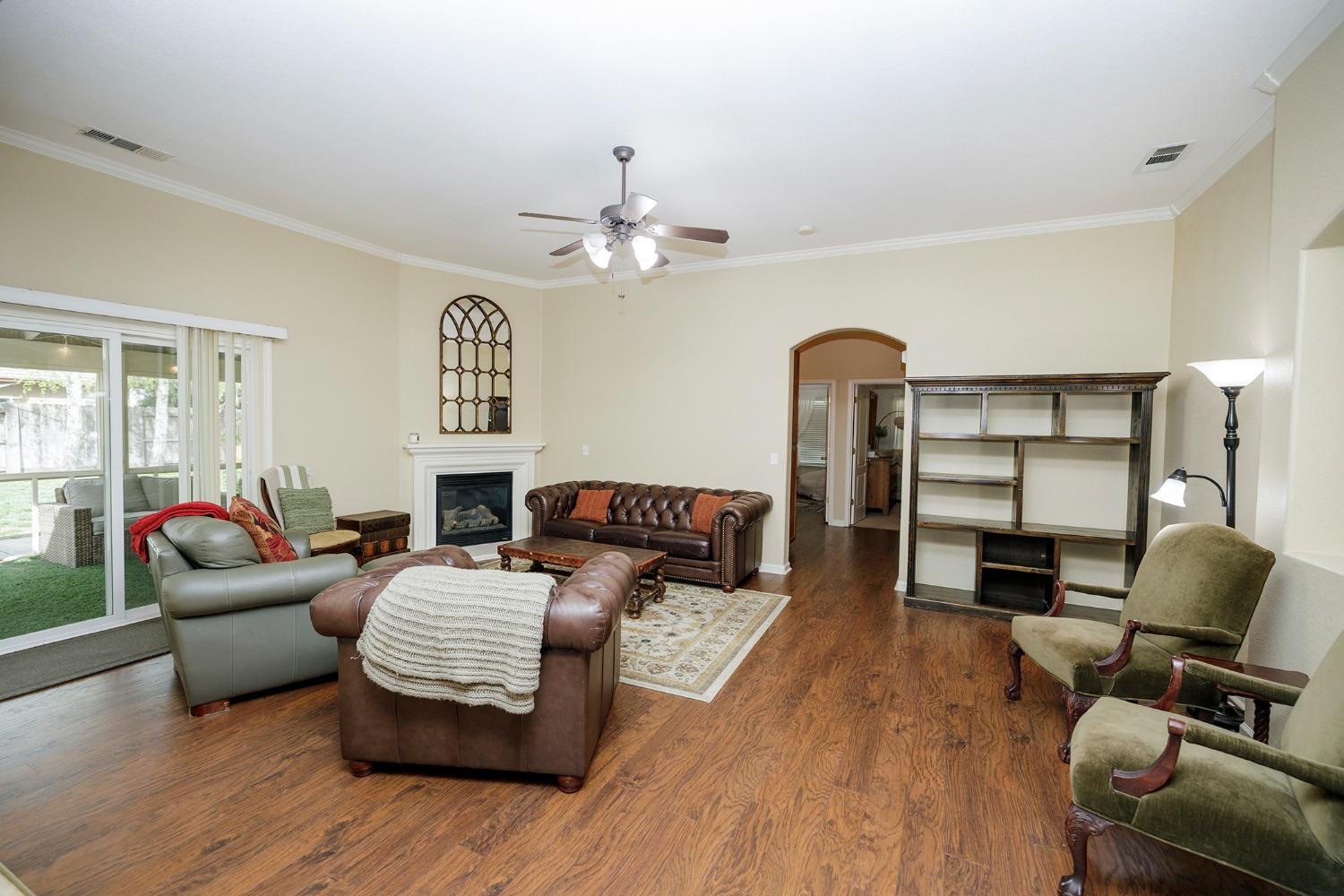 Detail Gallery Image 19 of 79 For 4303 Pimentel Dr, Denair,  CA 95316 - 4 Beds | 2 Baths