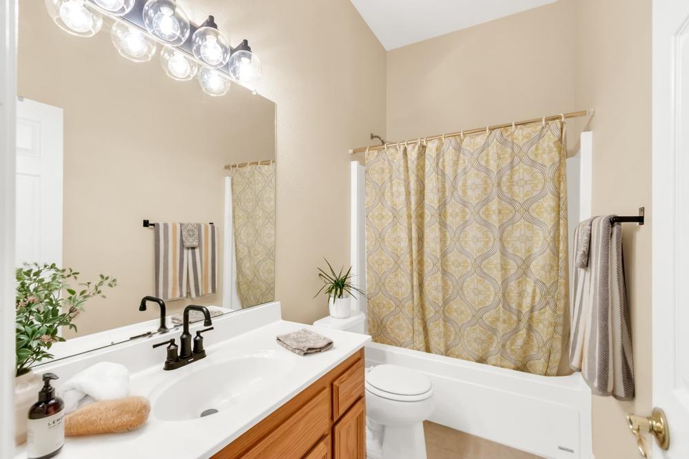 Crestwood Way, Rocklin, California image 28