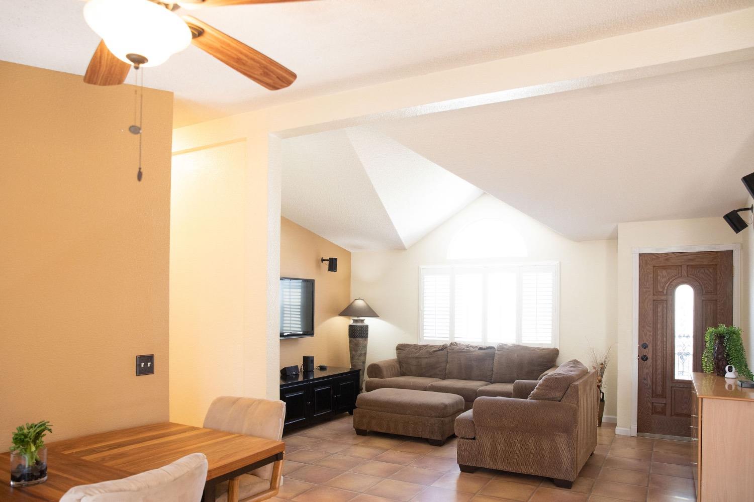 Detail Gallery Image 7 of 47 For 350 Pleasant Valley Rd 51, Diamond Springs,  CA 95619 - 3 Beds | 2 Baths