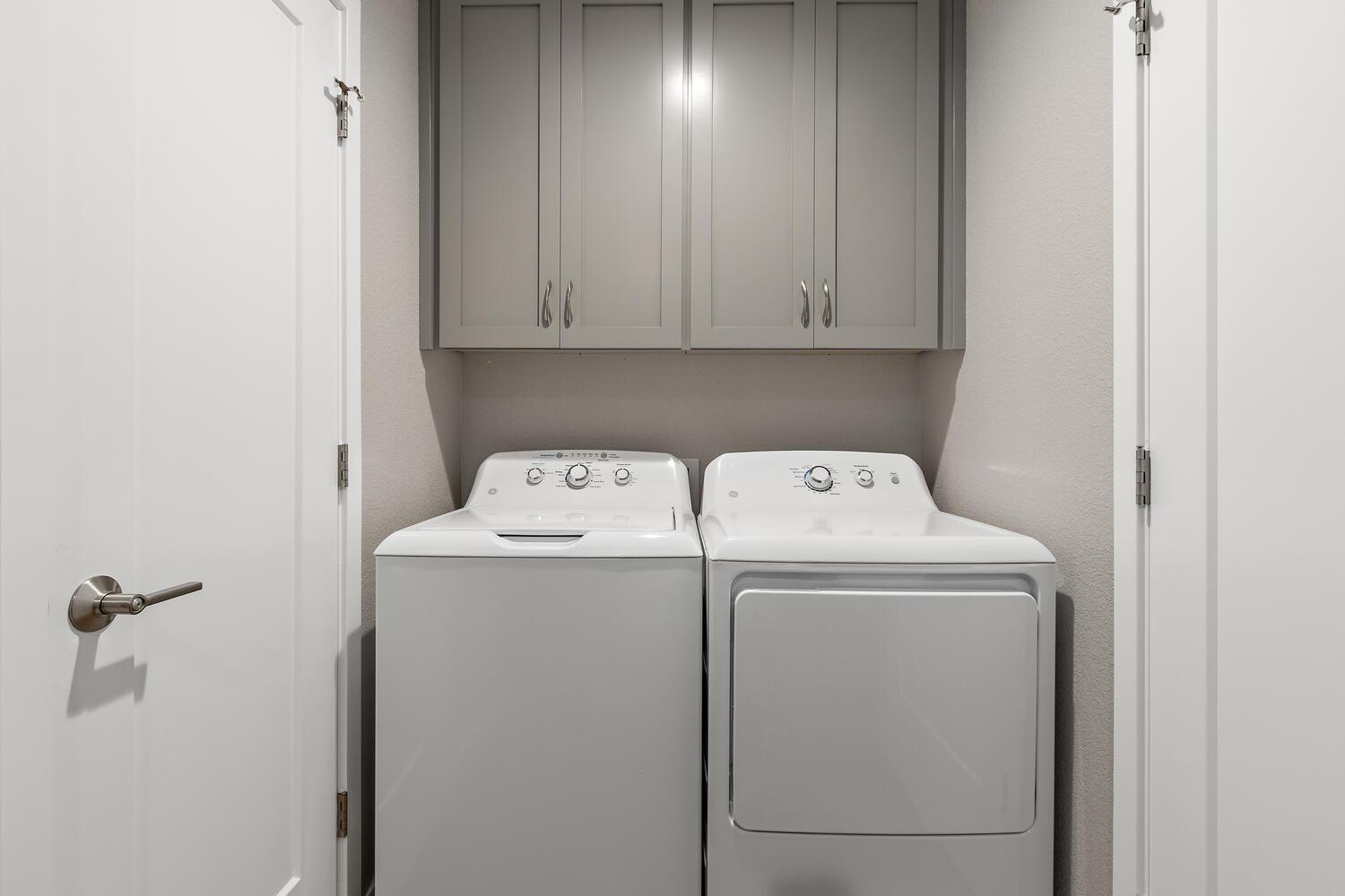 Detail Gallery Image 22 of 27 For 6407 Oakridge Way, Sacramento,  CA 95831 - 2 Beds | 2/1 Baths