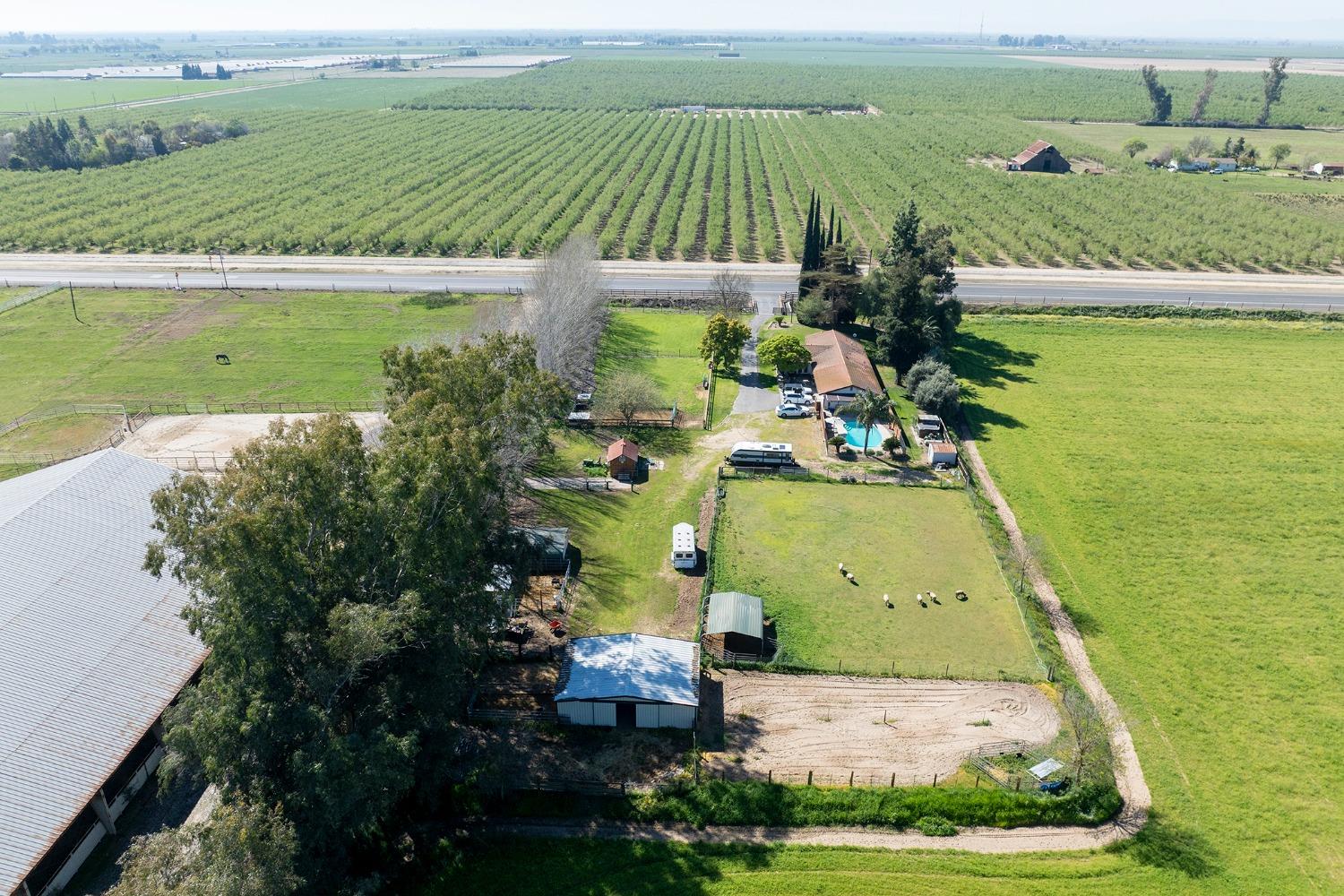 Detail Gallery Image 7 of 74 For 7270 State Hwy 140, Atwater,  CA 95386 - 2 Beds | 2 Baths