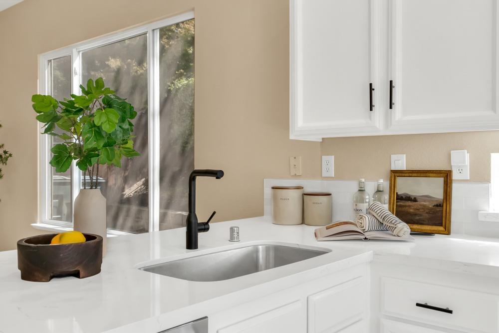 Crestwood Way, Rocklin, California image 13