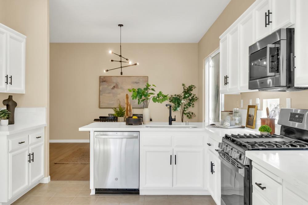 Crestwood Way, Rocklin, California image 15
