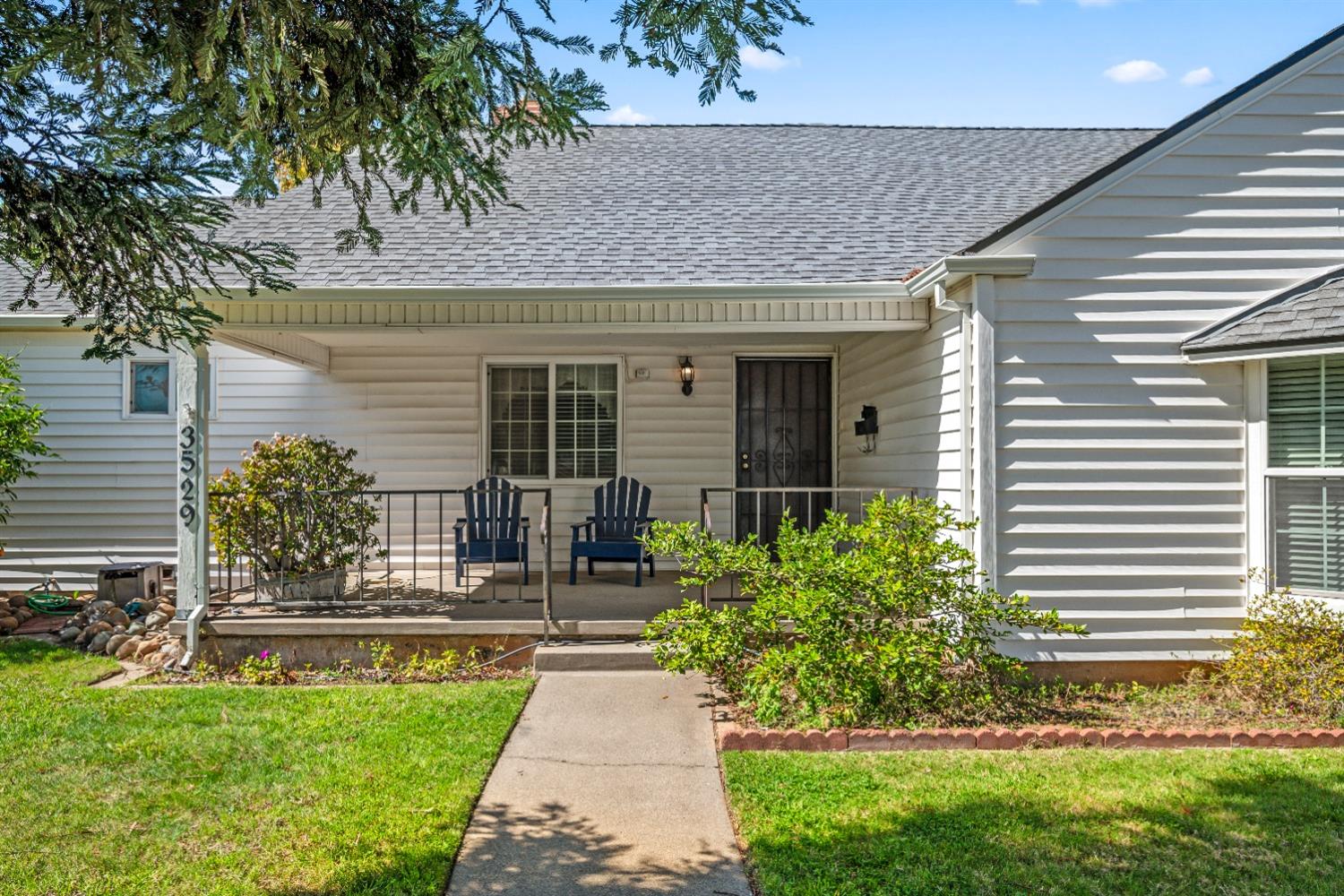 Detail Gallery Image 39 of 39 For 3529 Ridgewood Way, Sacramento,  CA 95821 - 4 Beds | 2/1 Baths