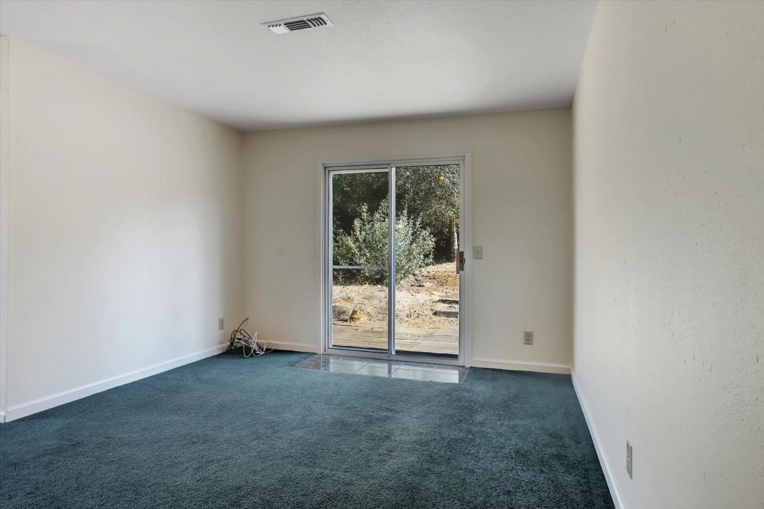 Detail Gallery Image 16 of 76 For 13807 Bluebird Way, Oregon House,  CA 95962 - 5 Beds | 4 Baths